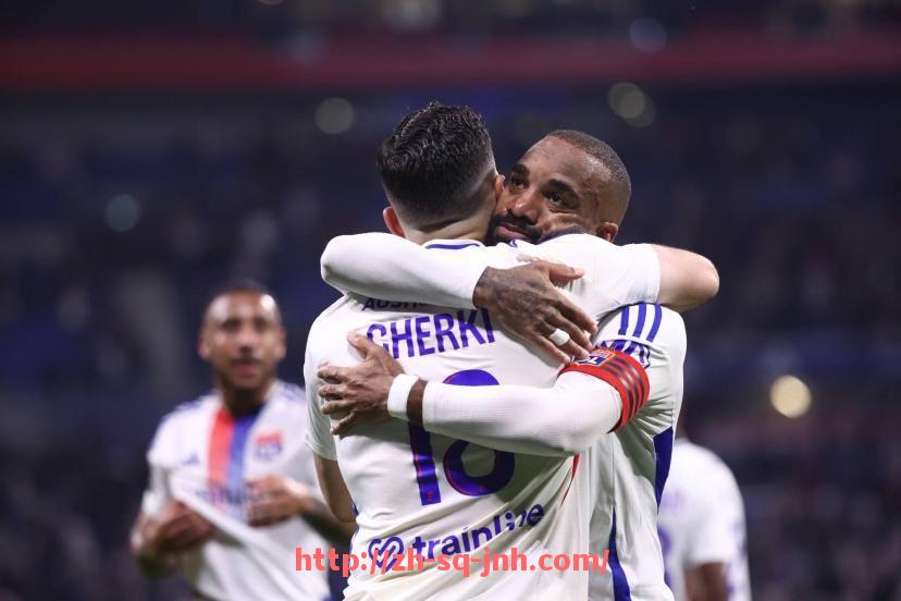 金年会体育-2024中超赛程多次调整及联赛影响分析