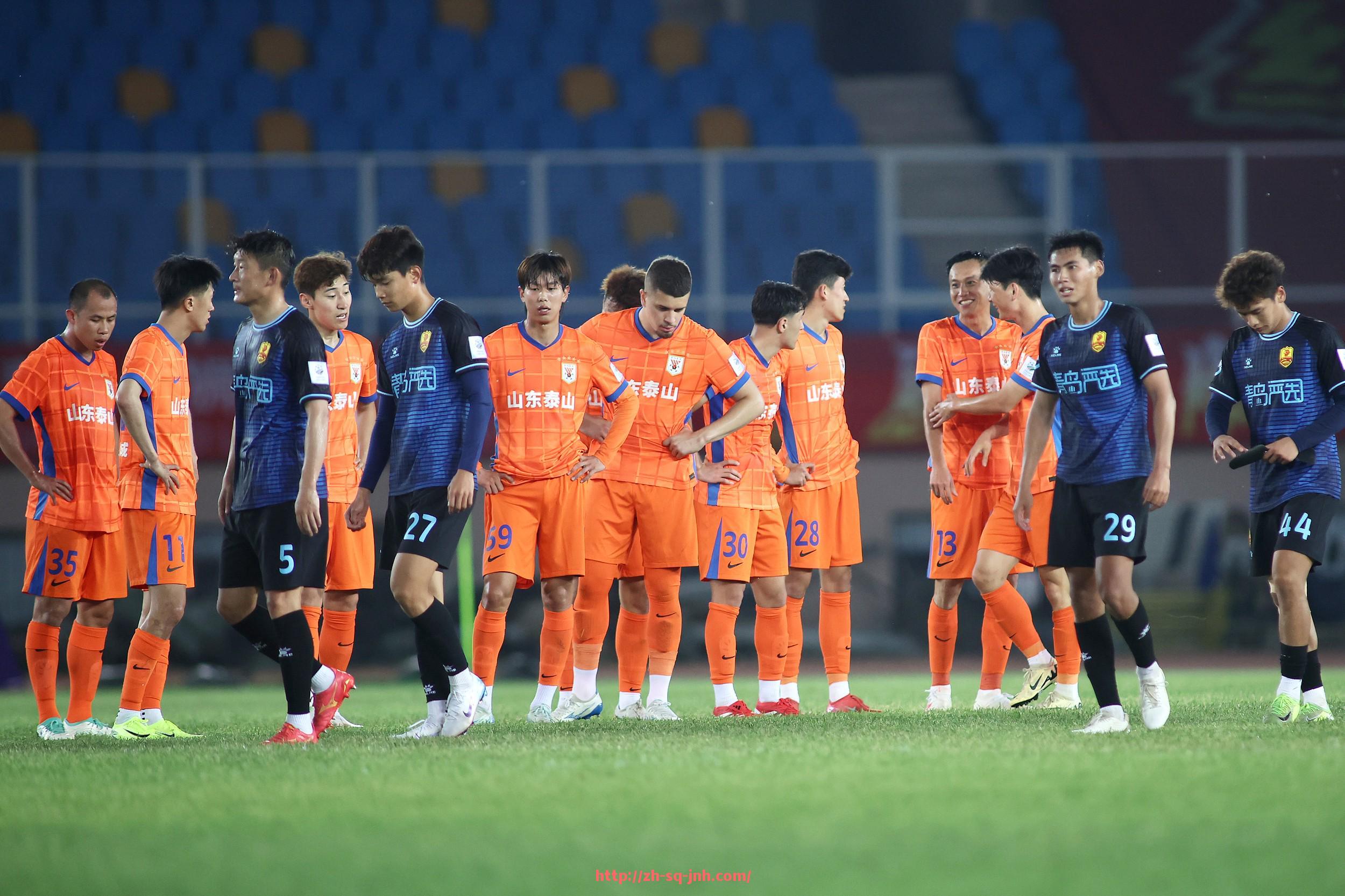 金年会体育-德甲球队文案爱情：足球与情感的交织